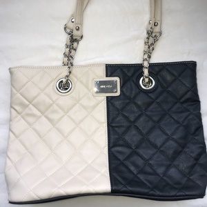 Nine West large purse with gold chain straps
